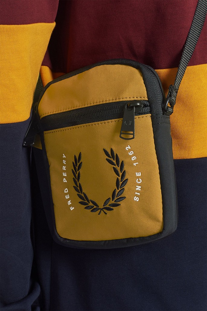 Сумка Fred Perry Contrast Ripstop Side Bag