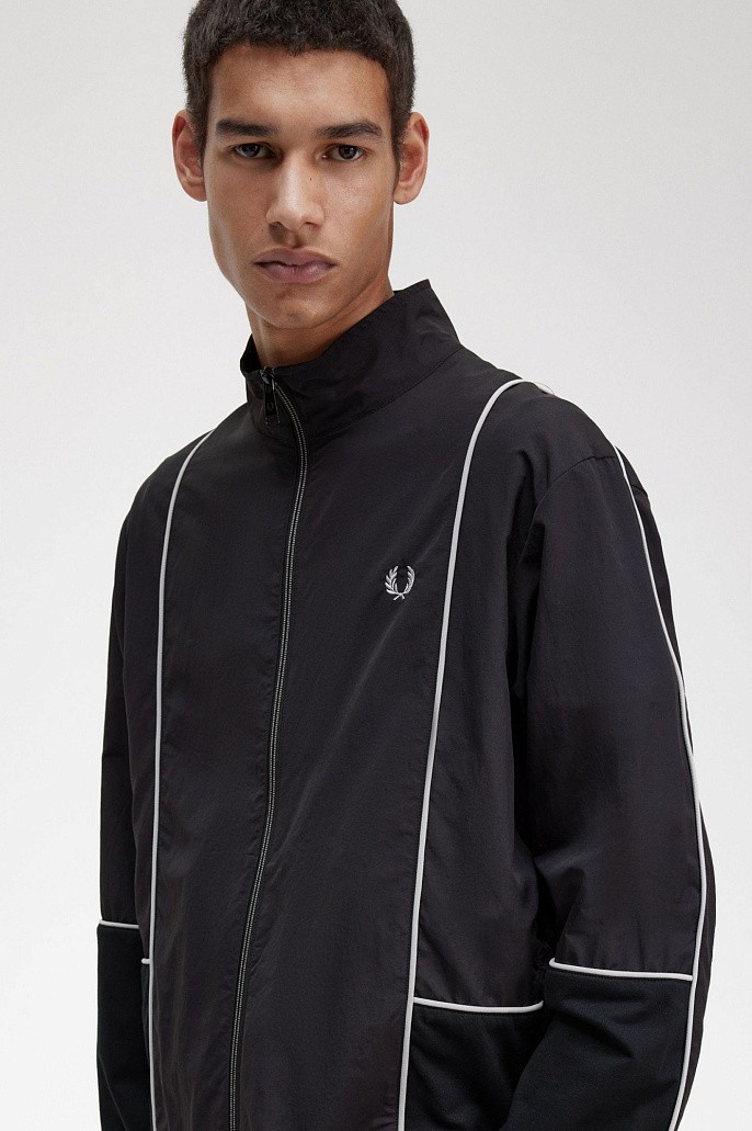 Куртка Fred Perry Piped Shell Jacket