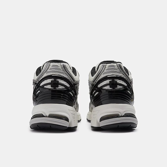 Кроссовки New Balance 1906R M1906RER