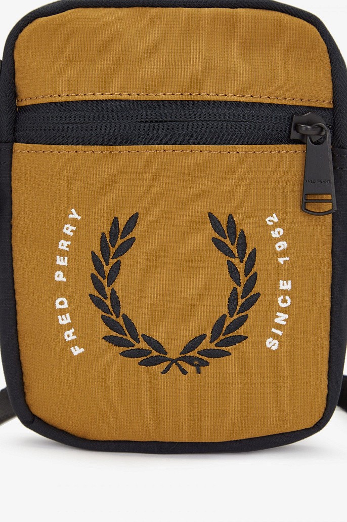 Сумка Fred Perry Contrast Ripstop Side Bag